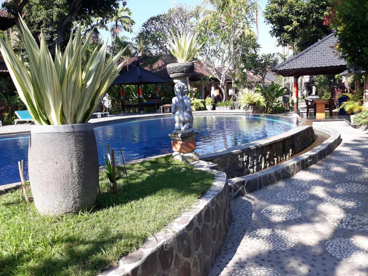 Puri Bali Hotel Lovina Esterno foto