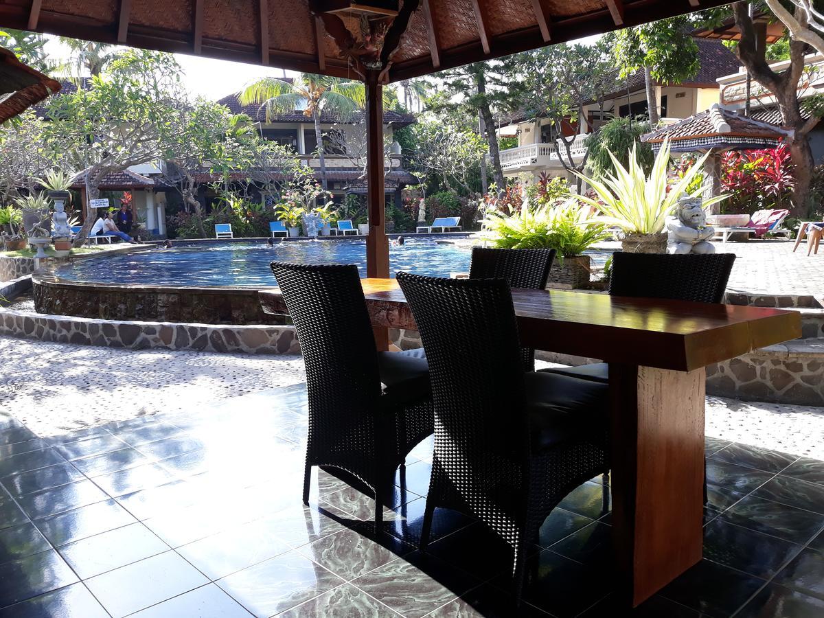 Puri Bali Hotel Lovina Esterno foto